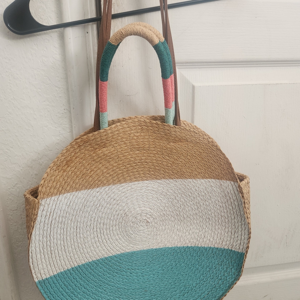 Woven Round Straw Tote Bag with Teal & White Colorblock